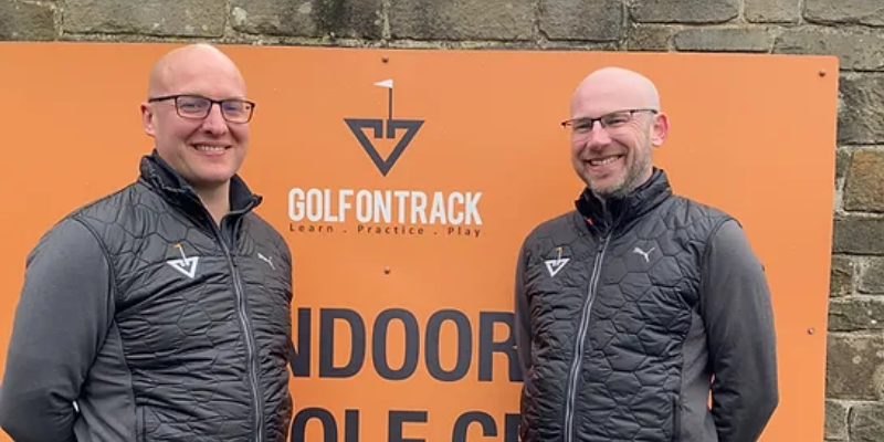 Happy owners of Golfontrack John and Tom